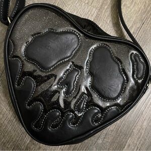 🖤 Love Pain & Stiches Handcrafted Heart Bag 🖤